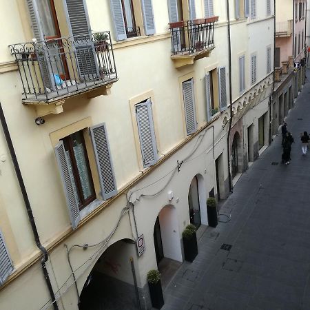 Residenza Mazzini Foligno Dış mekan fotoğraf